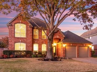 1810 Forestdale Dr, Grapevine, TX 76051