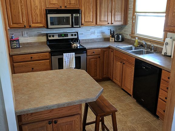 Spacious open kitchen