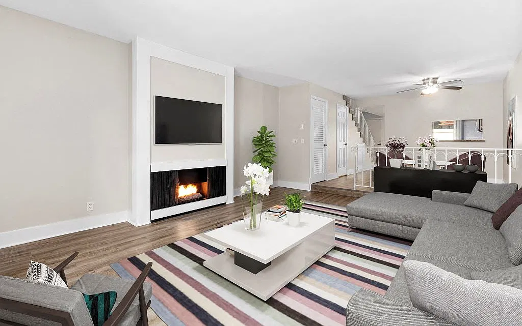 Parkway Plaza Apartments — Photo 2