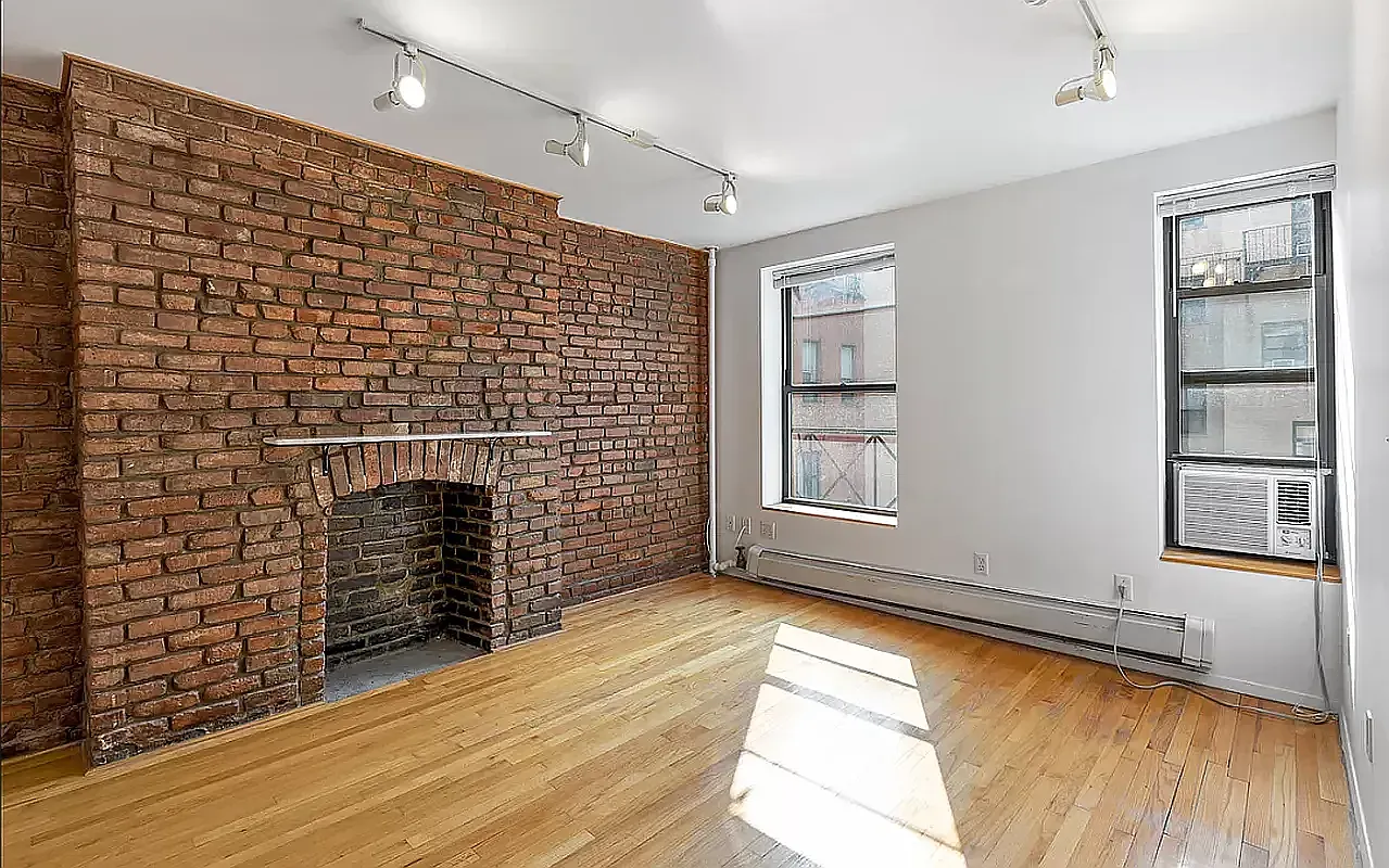 317 First Avenue — Photo 4