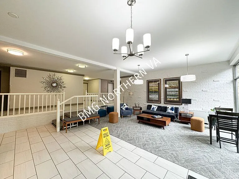 200 N Maple Ave #603 — Photo 3