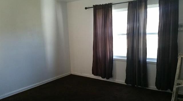 2nd image of 12122 Hoblitzelle Dr