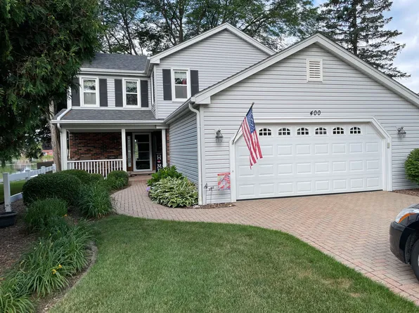 400 N Beck Rd, Lindenhurst, IL 60046