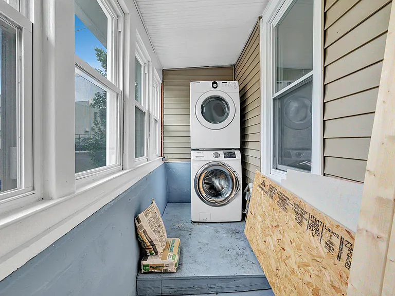 25-27 Myrtle St #25 — Photo 23