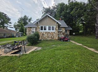 715 N Patton Ave, Cabool, MO 65689