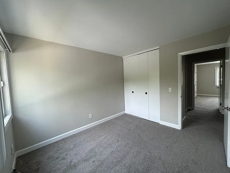 Candlelite Apartments — Photo 99