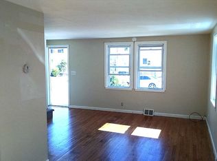 45 New Lexington Rd, North Kingstown, RI 02852