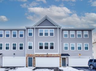5001 Stefano Dr, Delmont, PA 15626