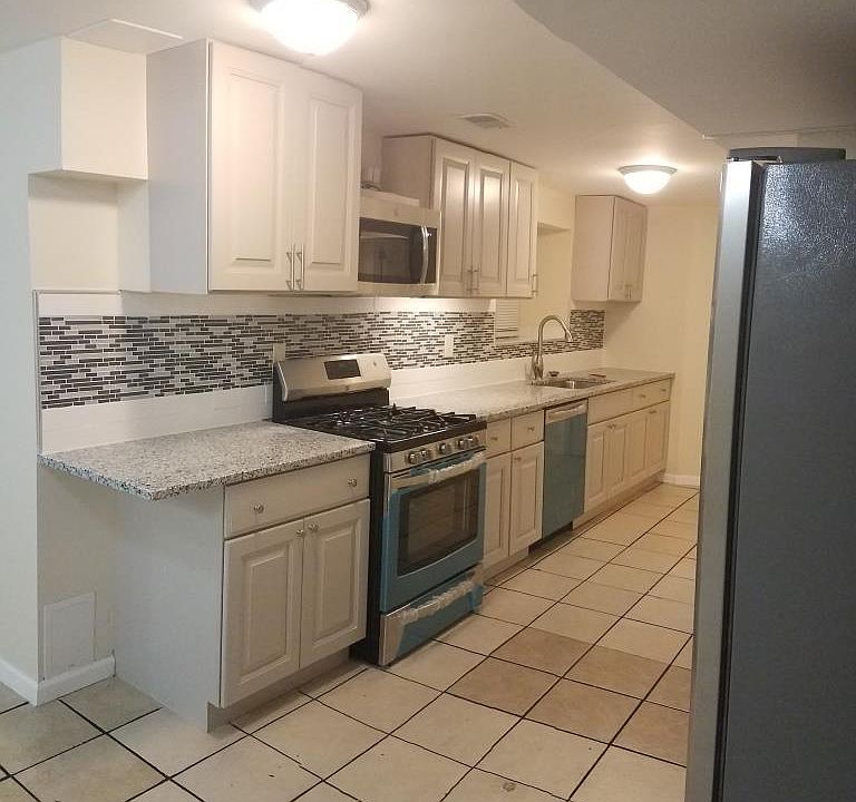 Kitchen 003