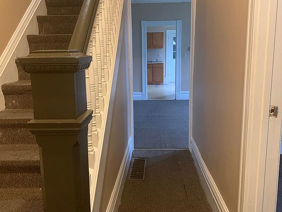 3rd image of 1336 Lynn St #1336