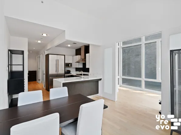 247 West 46th Street image 2 of 14