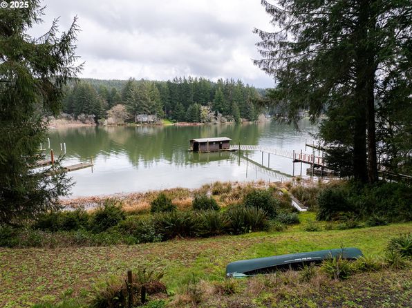 83553 Jensen Ln, Florence, OR 97439