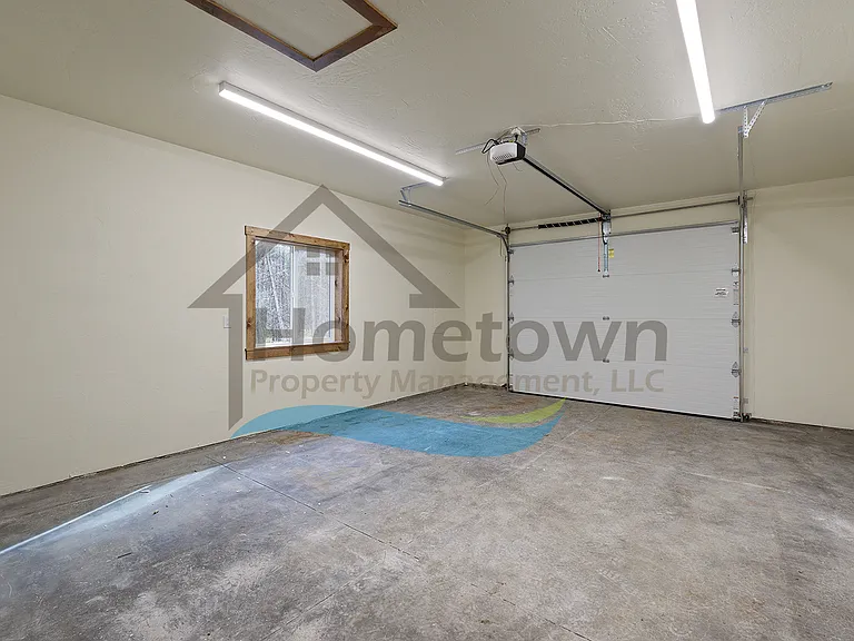 145 One Burnt Tree Ln #1 — Photo 16