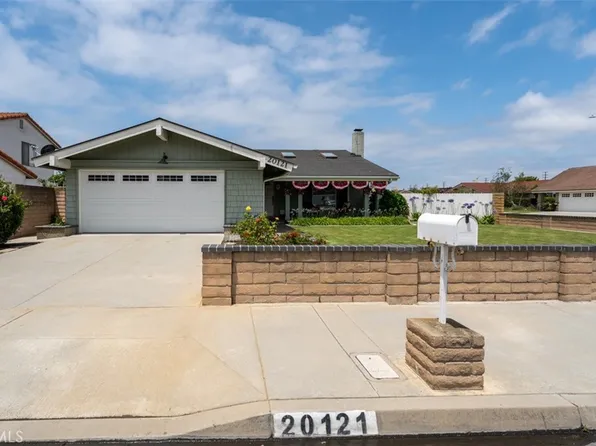 20121 Swansea Ln, Huntington Beach, CA 92646