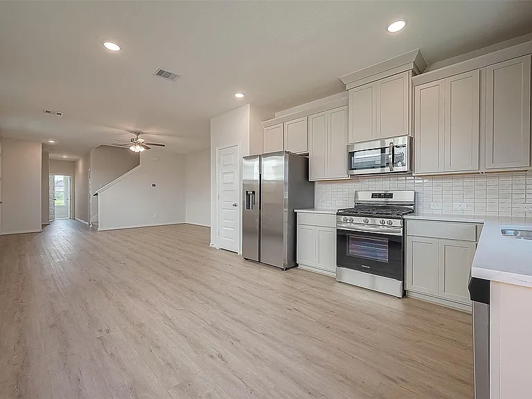 27966 Western Creek Ct — Photo 1
