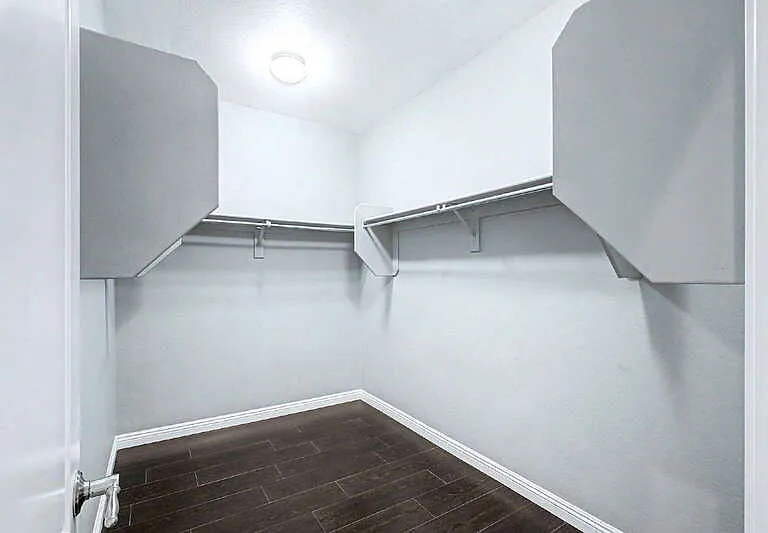 10772 W Yearling Rd — Photo 30