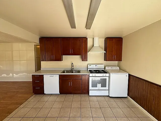 472 Schafer Rd #472 — Photo 4