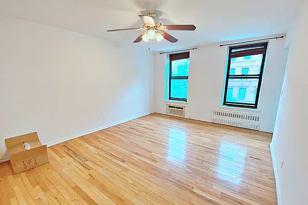 Rented by Douglas Elliman | media 21