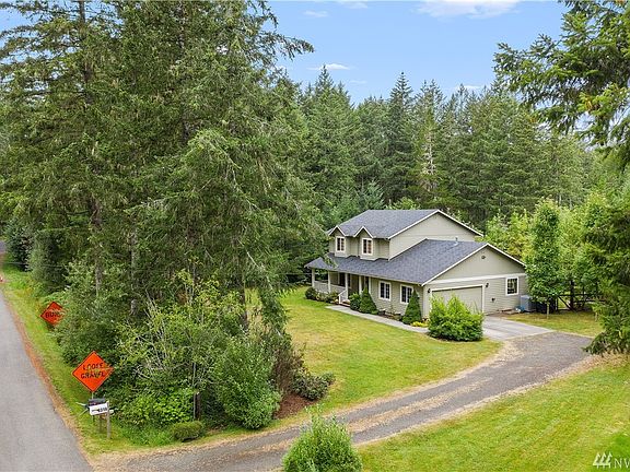 5th image of 8315 Willow Dr NE