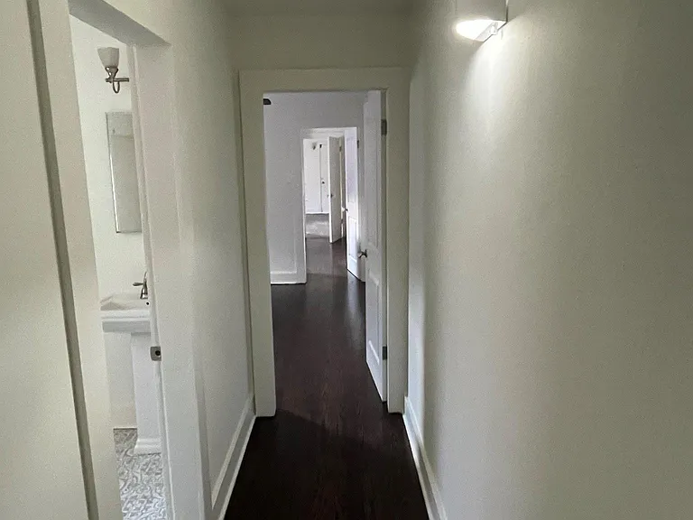 522 Aurora Ave — Photo 11