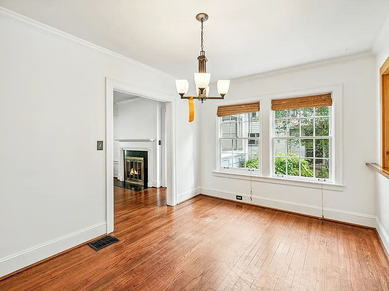 2867 Lookout Pl NE — Photo 7