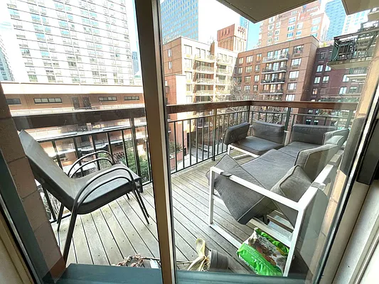Rented by BATTERY PARK CITY RESIDENTIAL LLC | media 8