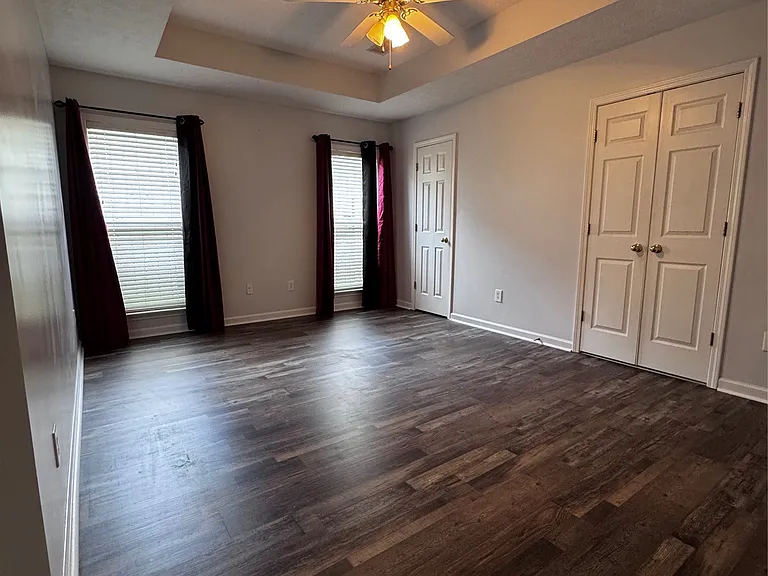 1801 Young Pointe Blvd — Photo 11