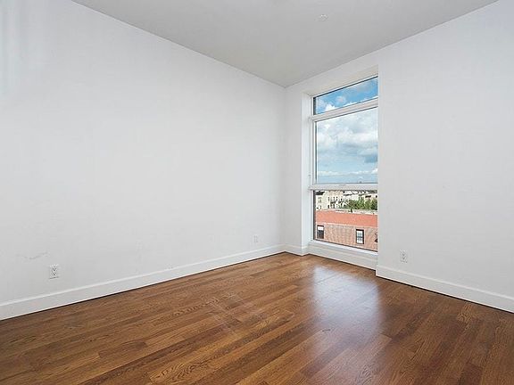 4th image of 1384 Bedford Ave APT 5-A