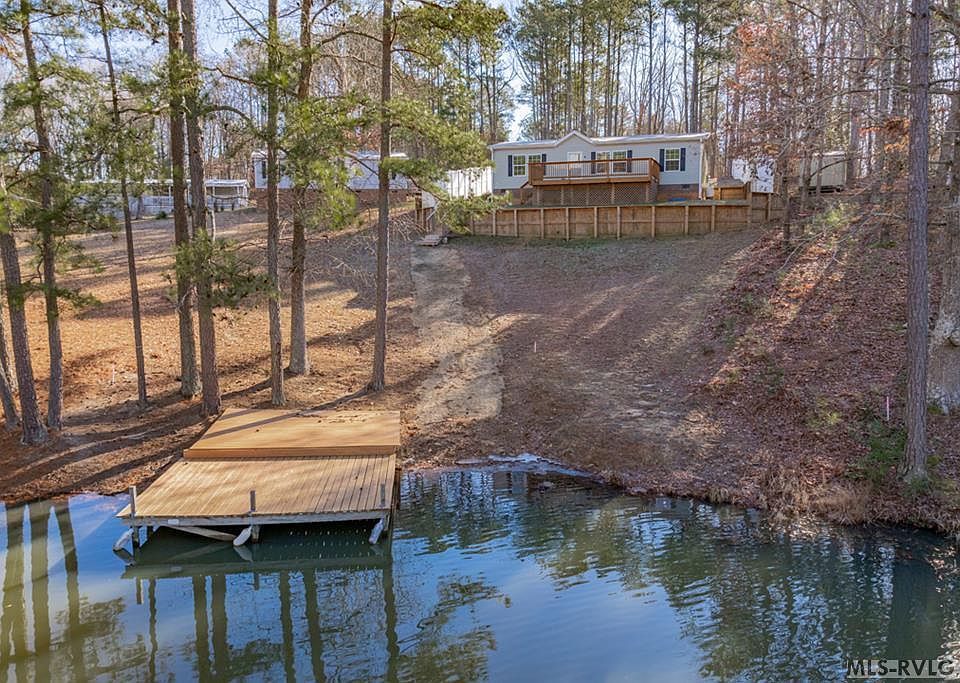 1st image of Cedar Hill Ln