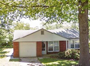 1416 Harry Rd, Manhattan, KS 66502