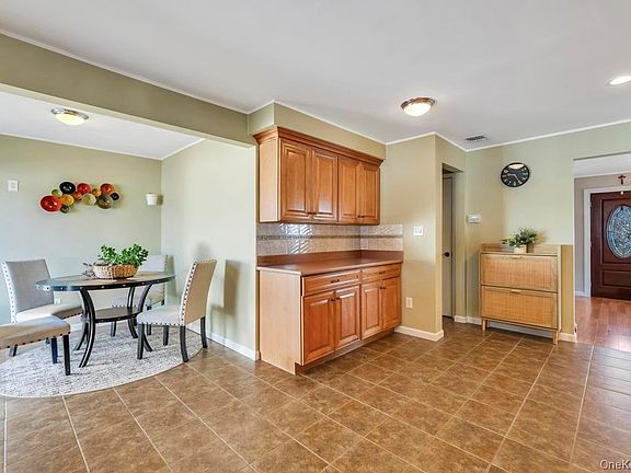 5th image of 4312 Ava Road