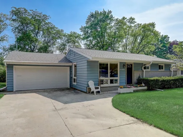 N71W6089 Appletree LANE, Cedarburg, WI 53012