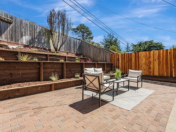 4th image of 157 Longview Dr #157B