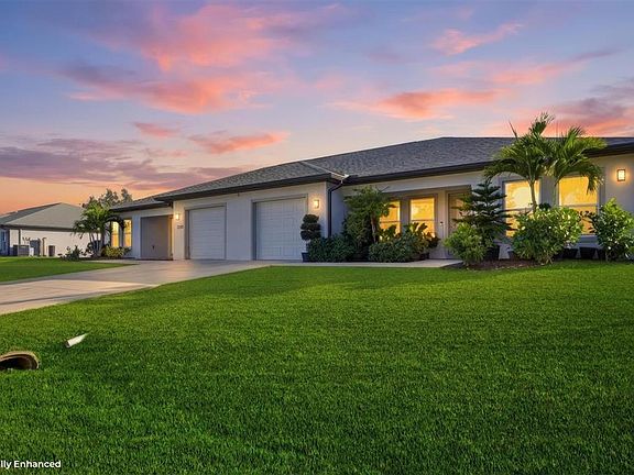2nd image of 12025 Saragossa Ln