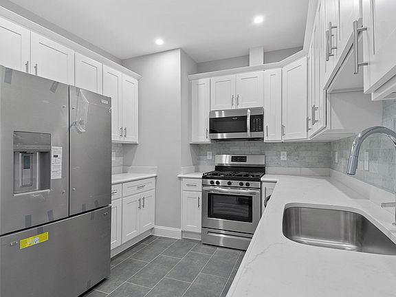 2nd image of 311-315 Westside Ave #307