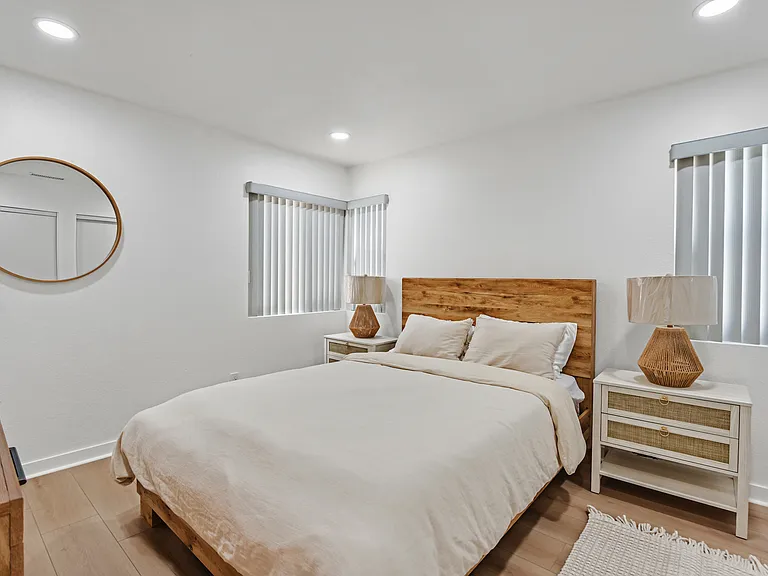 572 Macbrey Dr — Photo 13