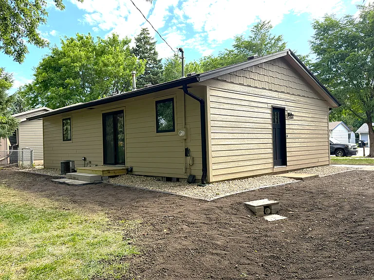 3804 S Holbrook Ave — Photo 19