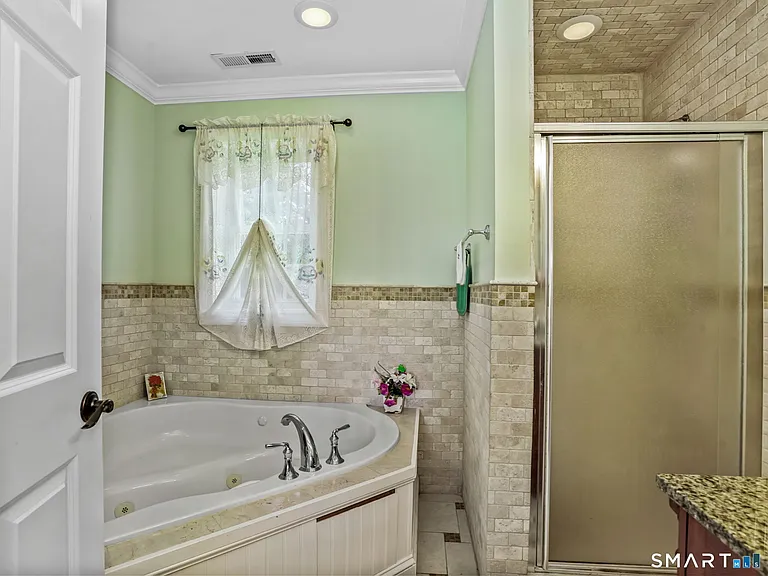 56 Barholm Ave — Photo 14