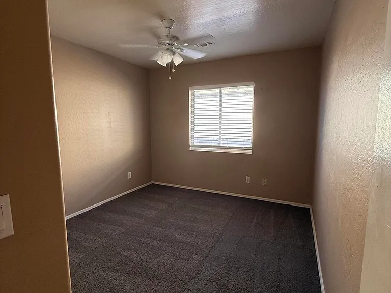 12622 W Corrine Dr — Photo 16
