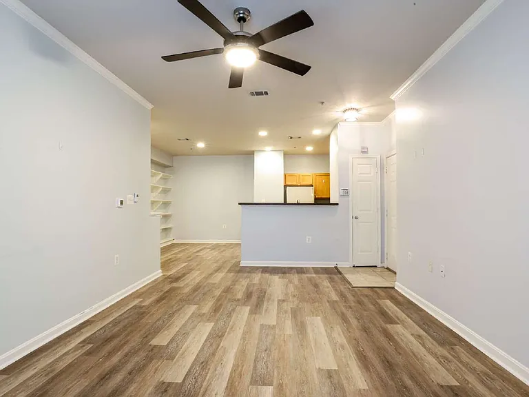 5123 Travis Edward Way #A — Photo 4