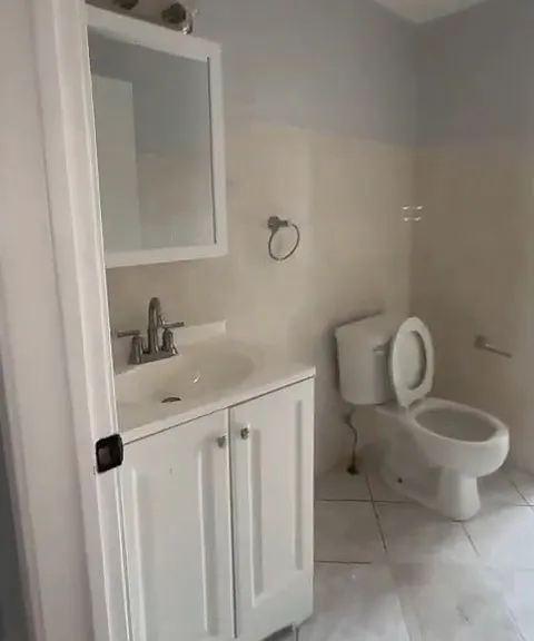 249 Inslee Pl #2L — Photo 5