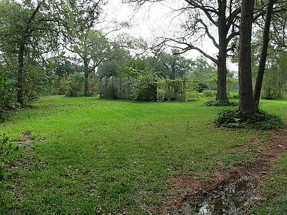 4th image of 3402 W Bayou Dr