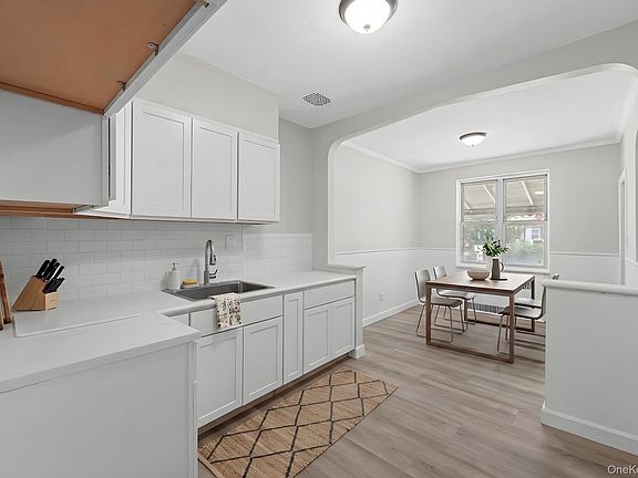 2nd image of 8530 Avenue B