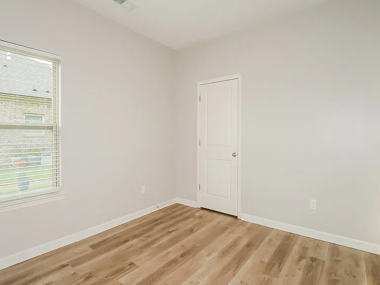 445 Beau Tisdale Dr — Photo 10