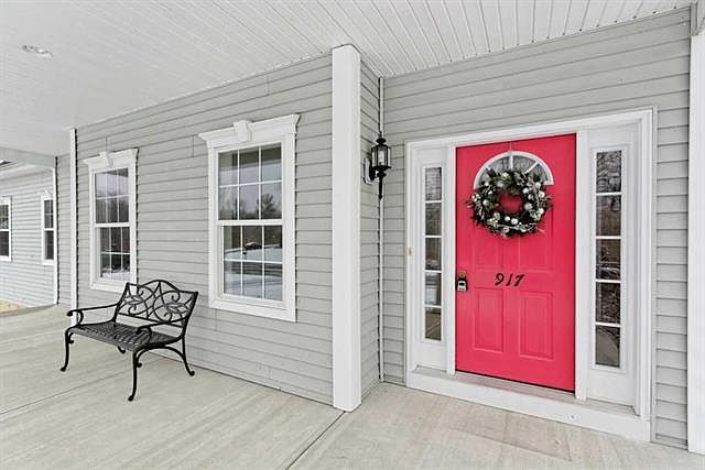 1st image of 917 Mac Arthur Dr