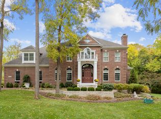 7N235 Sims Ln, St Charles, IL 60175