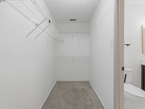 4th image of 1209 Ash St