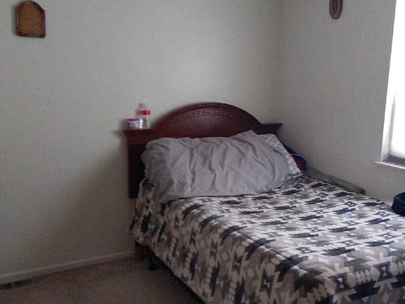 2nd image of 2121 35th Ave APT 14