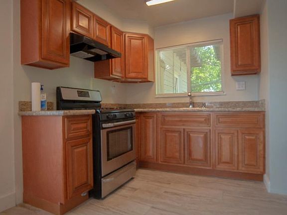 2nd image of 4069 Maiden Ln