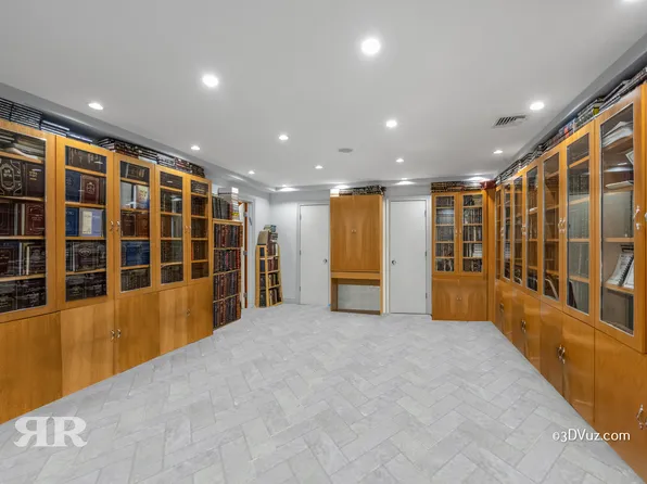 1440 East 19th Street image 19 of 20